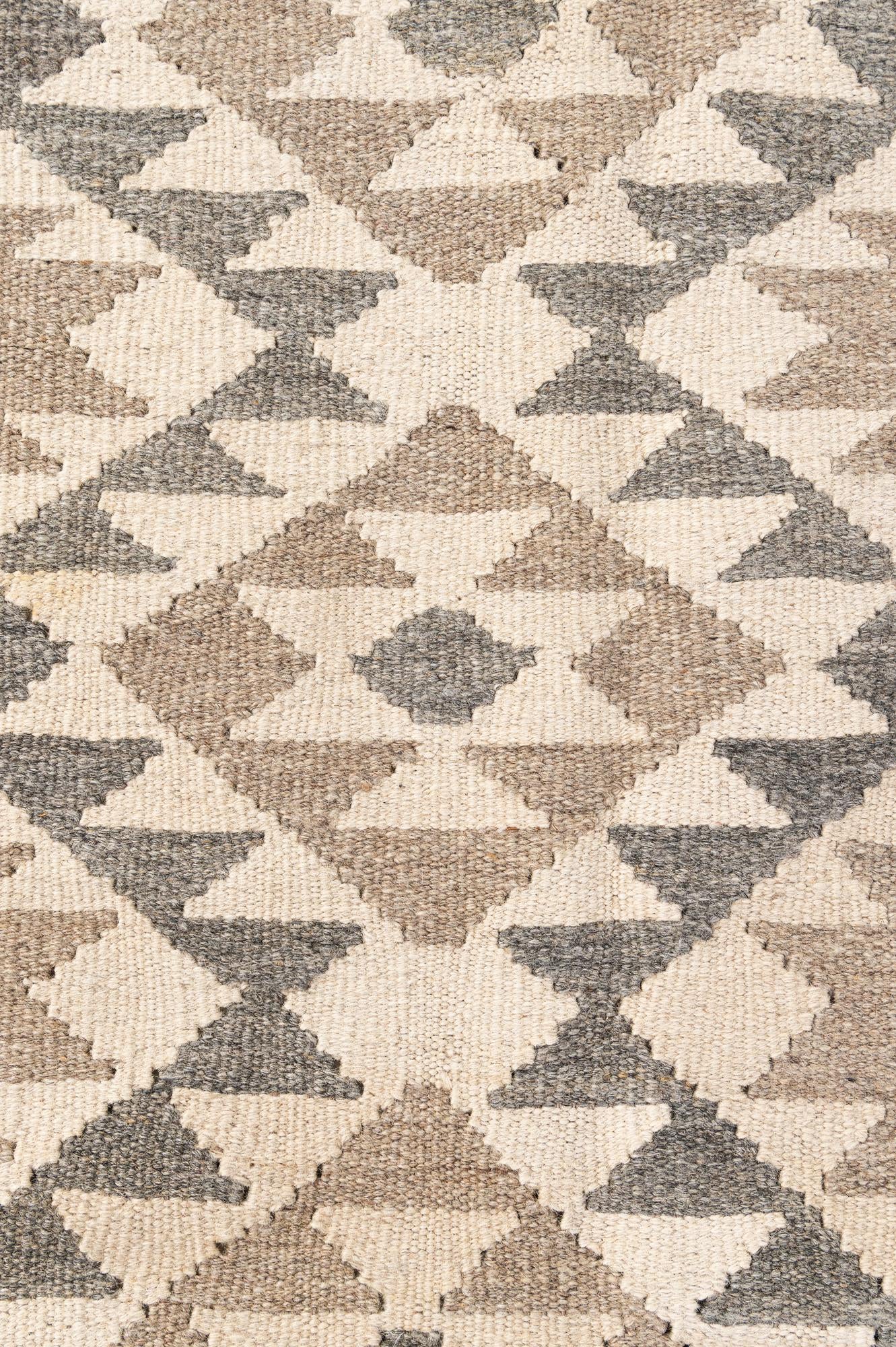 5' 7 x 7' 11 Hand Woven Kilim Maymana Wool Rug