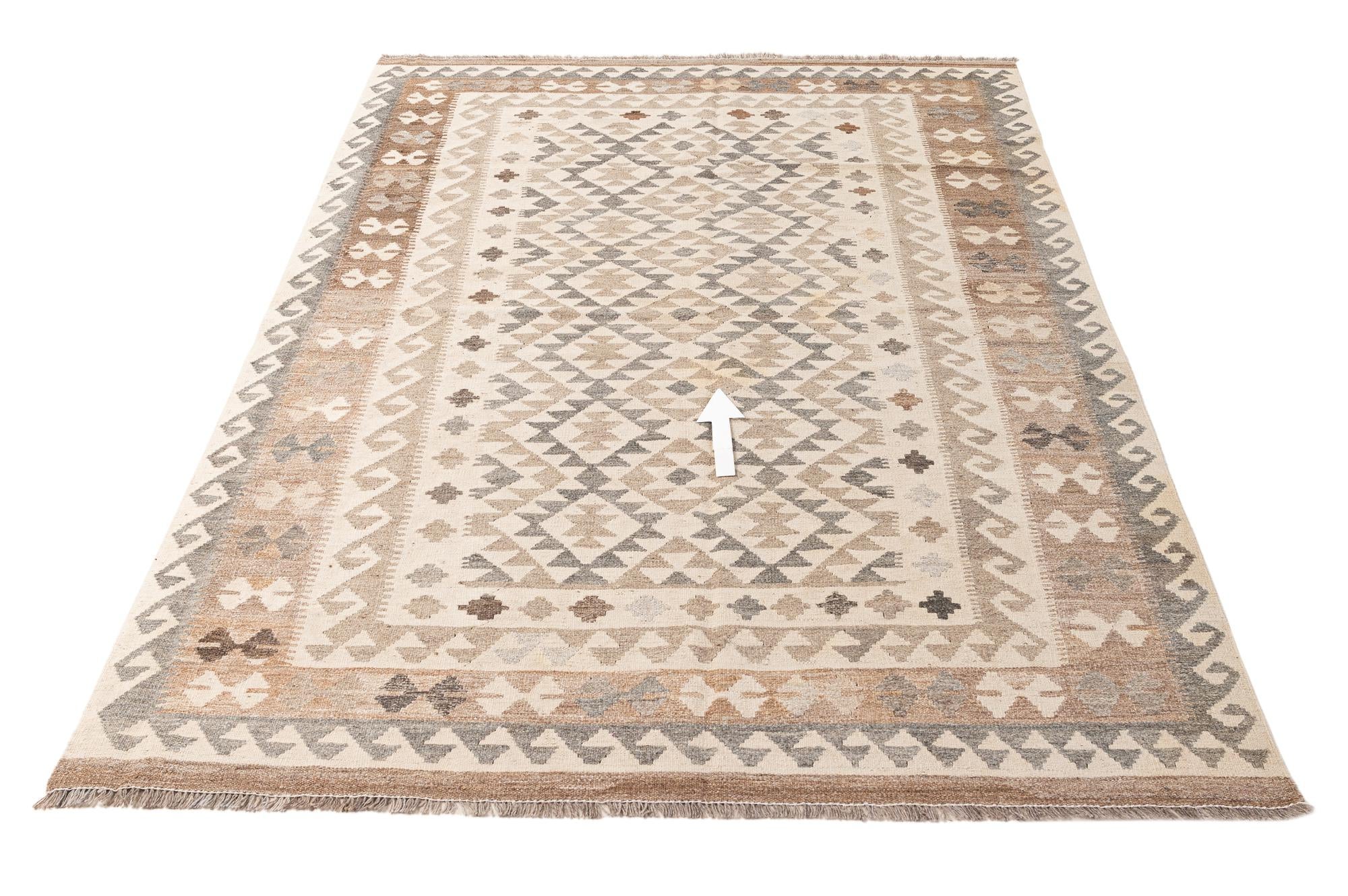 5' 7 x 7' 11 Hand Woven Kilim Maymana Wool Rug