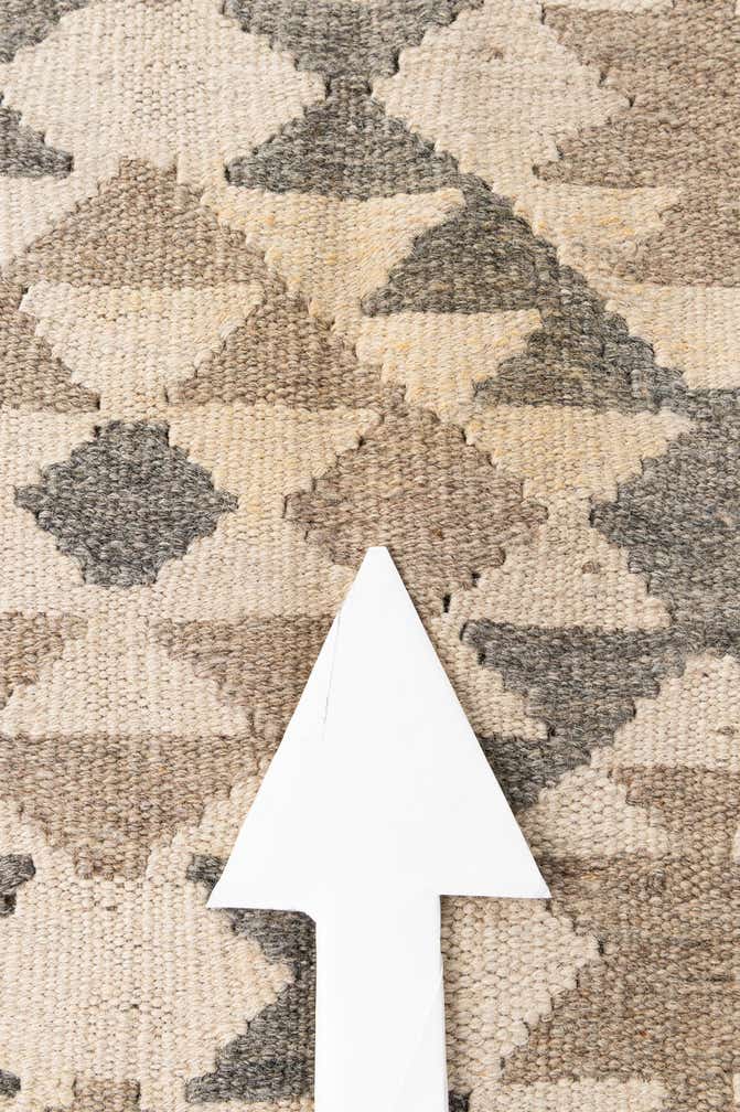 5' 7 x 7' 11 Hand Woven Kilim Maymana Wool Rug