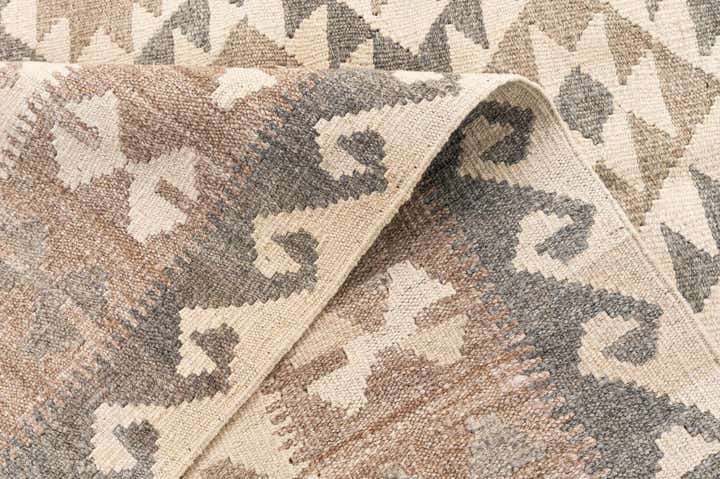 5' 7 x 7' 11 Hand Woven Kilim Maymana Wool Rug