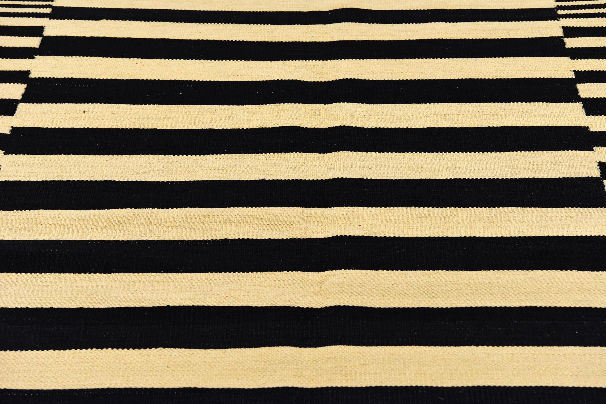 4' 2 x 5' 9 Hand Woven Kilim Modern Wool Rug