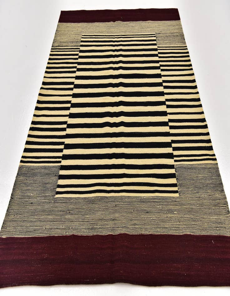 Detail image of 4' 3 x 5' 9  Hand Woven Kilim Modern Wool Rug