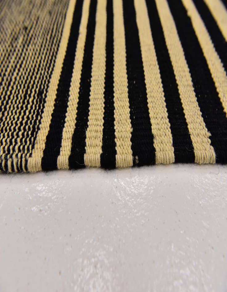 Detail image of 6' x 7' 7  Hand Woven Kilim Modern Wool Rug