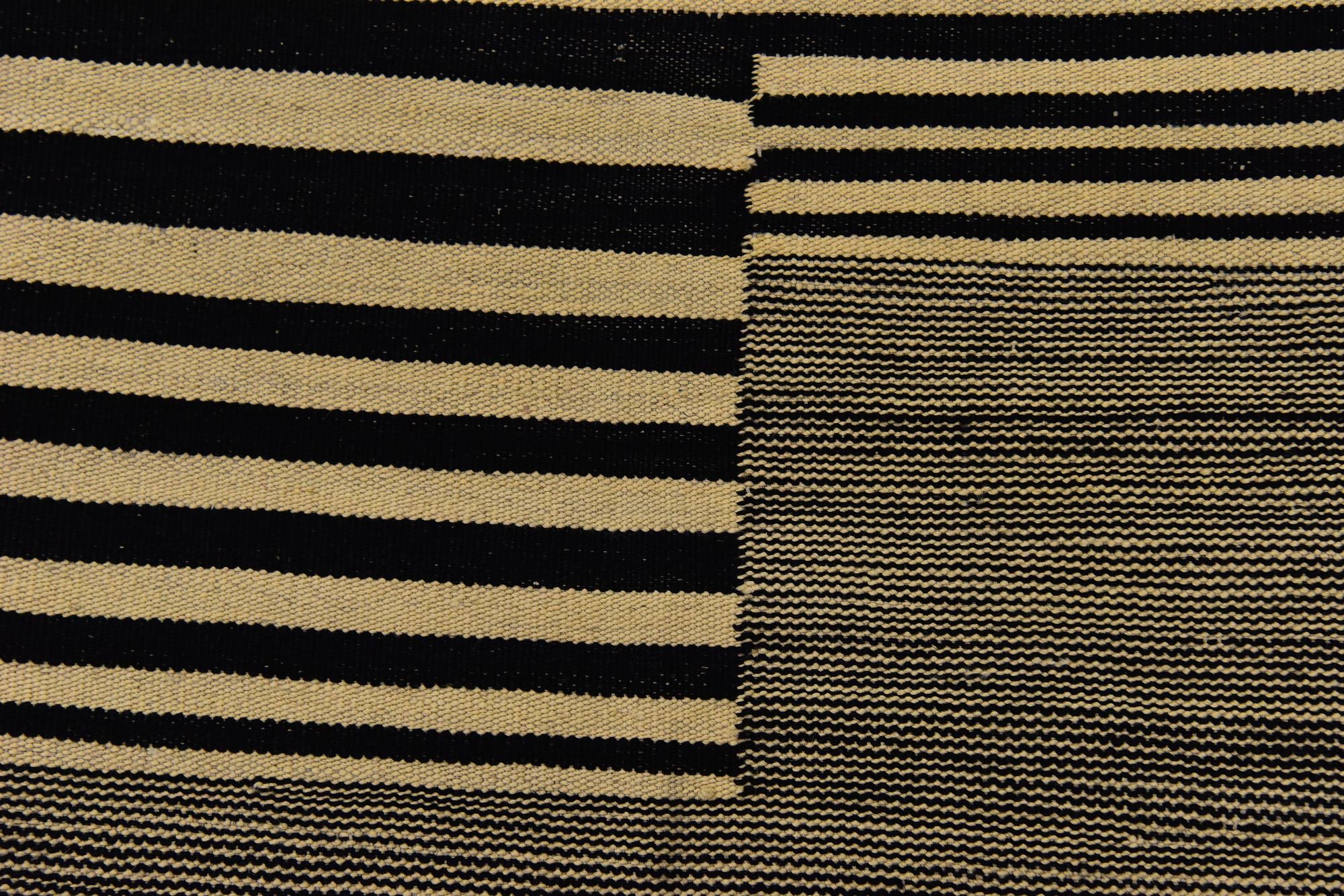 5' 10 x 7' 4 Hand Woven Kilim Modern Wool Rug