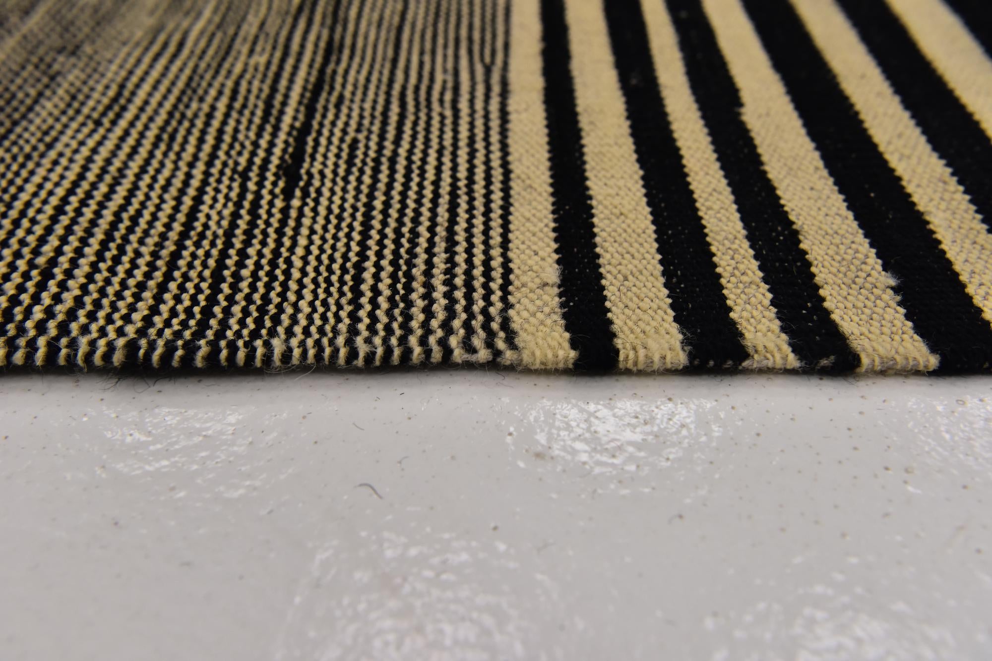 5' 10 x 7' 4 Hand Woven Kilim Modern Wool Rug