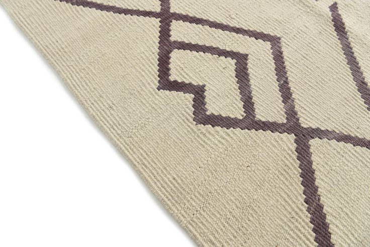 Detail image of 8' 4 x 10' 4 Hand Woven Kilim Modern Wool Rug