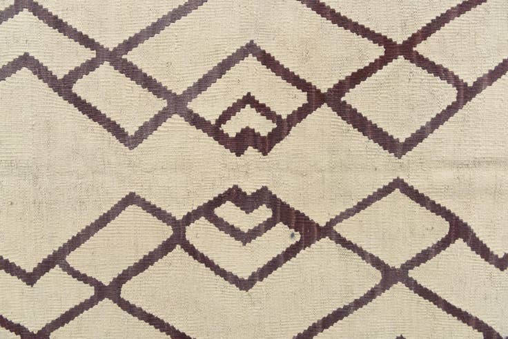 Detail image of 8' 4 x 10' 4 Hand Woven Kilim Modern Wool Rug