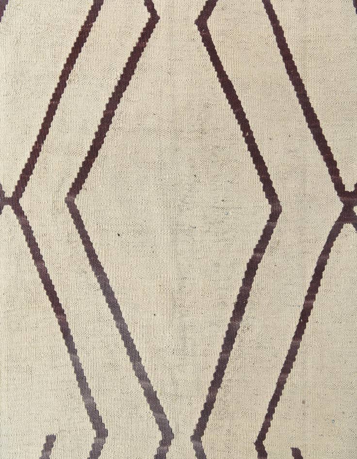 Detail image of 8' 4 x 10' 4  Hand Woven Kilim Modern Wool Rug