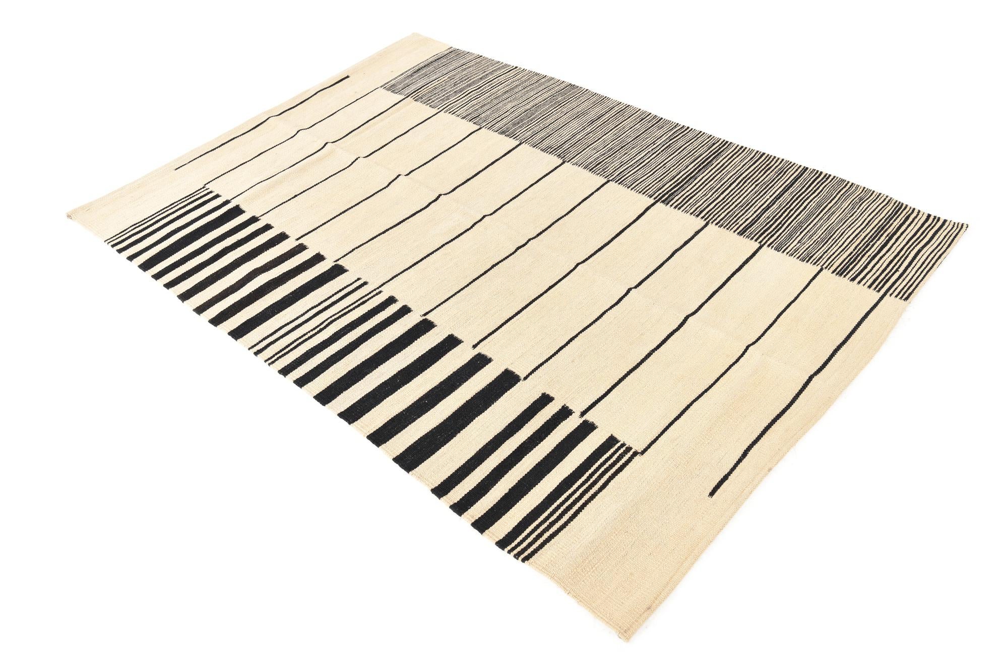 4' 1 x 5' 10 Hand Woven Kilim Modern Wool Rug