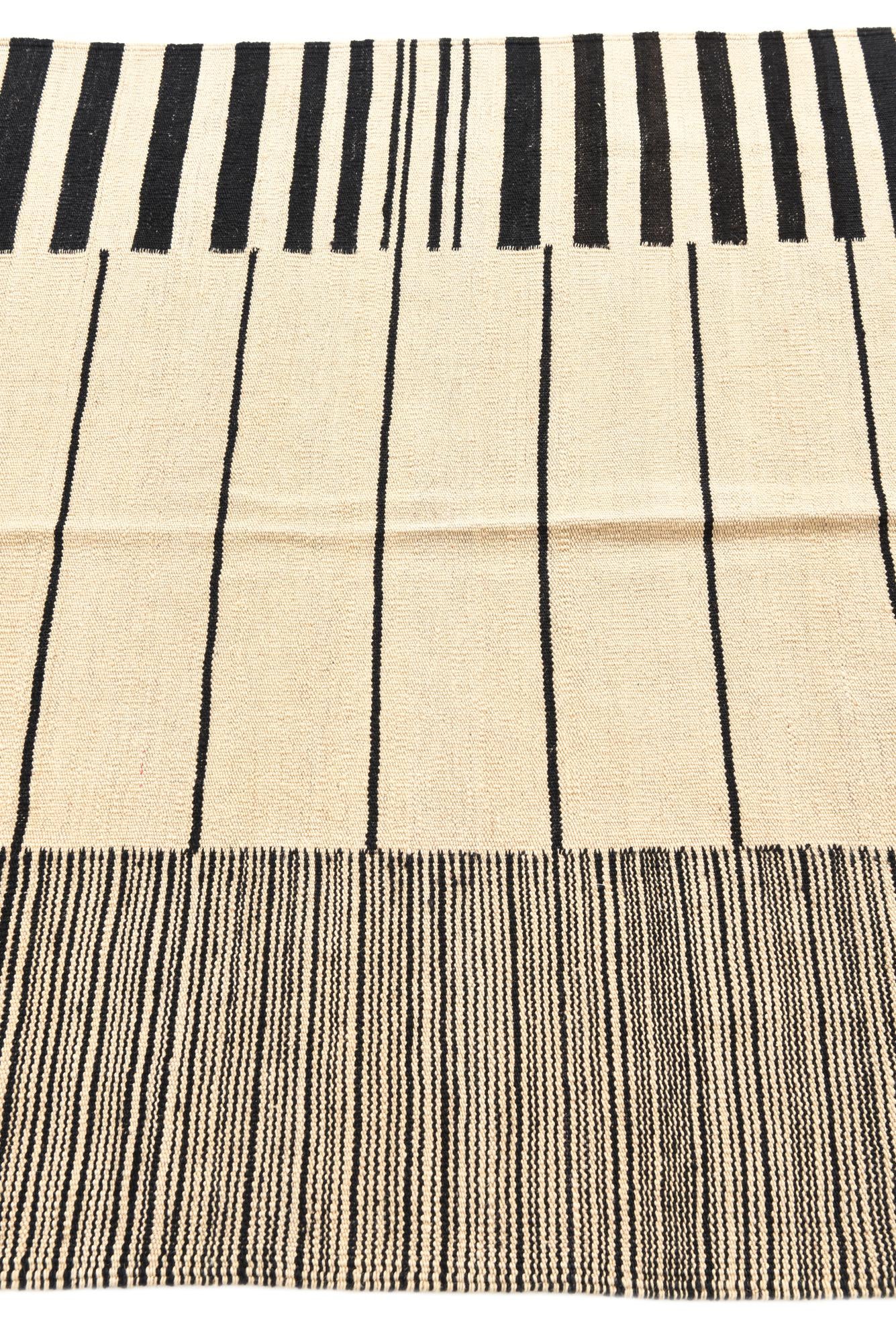 4' 1 x 5' 10 Hand Woven Kilim Modern Wool Rug
