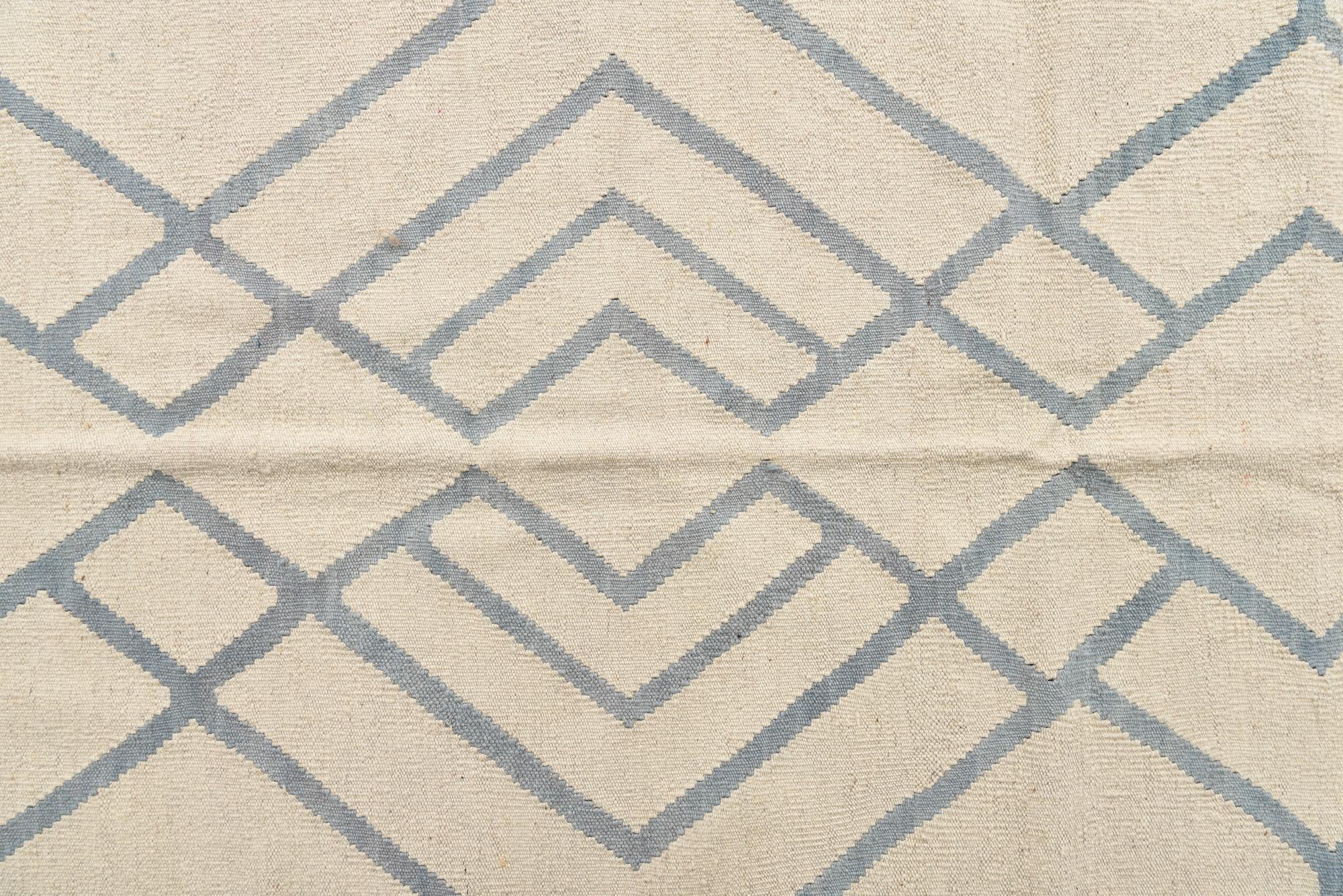 8' 7 x 10' Hand Woven Kilim Modern Wool Rug