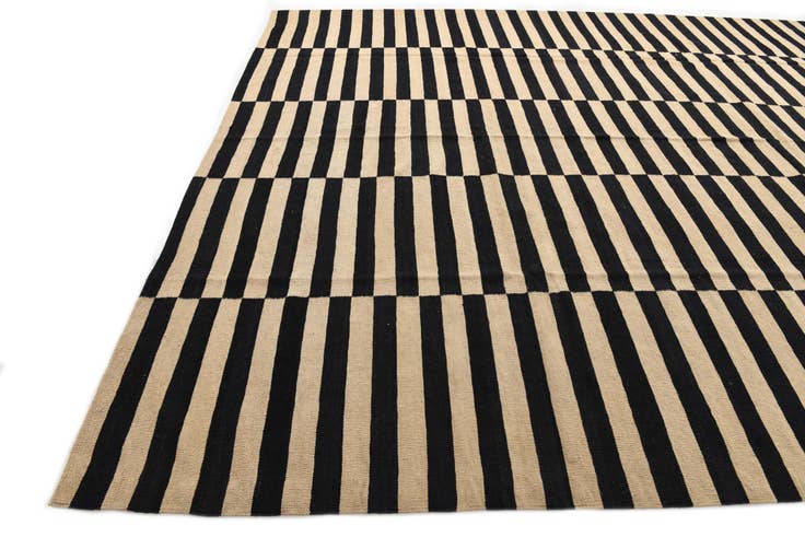 Detail image of 10' 3 x 12' 6 Hand Woven Kilim Modern Wool Rug