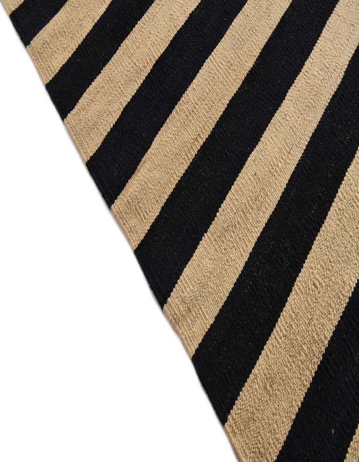 Detail image of 10' 3 x 12' 6  Hand Woven Kilim Modern Wool Rug