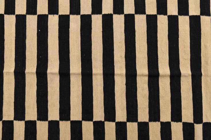 Detail image of 10' 3 x 12' 6 Hand Woven Kilim Modern Wool Rug