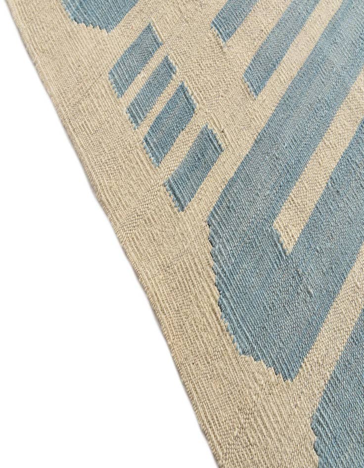 Detail image of 6' 8 x 9' 7  Hand Woven Kilim Modern Wool Rug