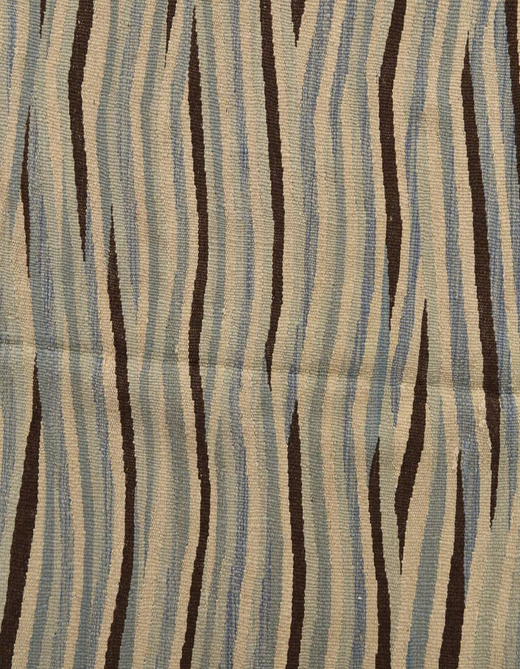 Detail image of 4' 8 x 5' 10  Hand Woven Kilim Modern Wool Rug