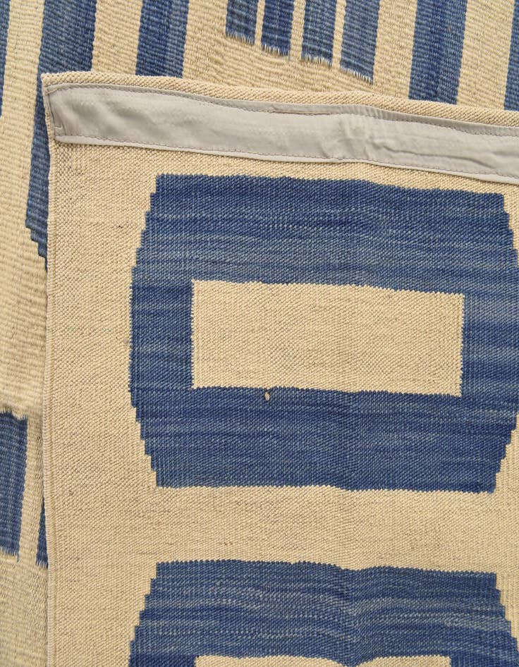 Detail image of 6' 7 x 9' 9  Hand Woven Kilim Modern Wool Rug