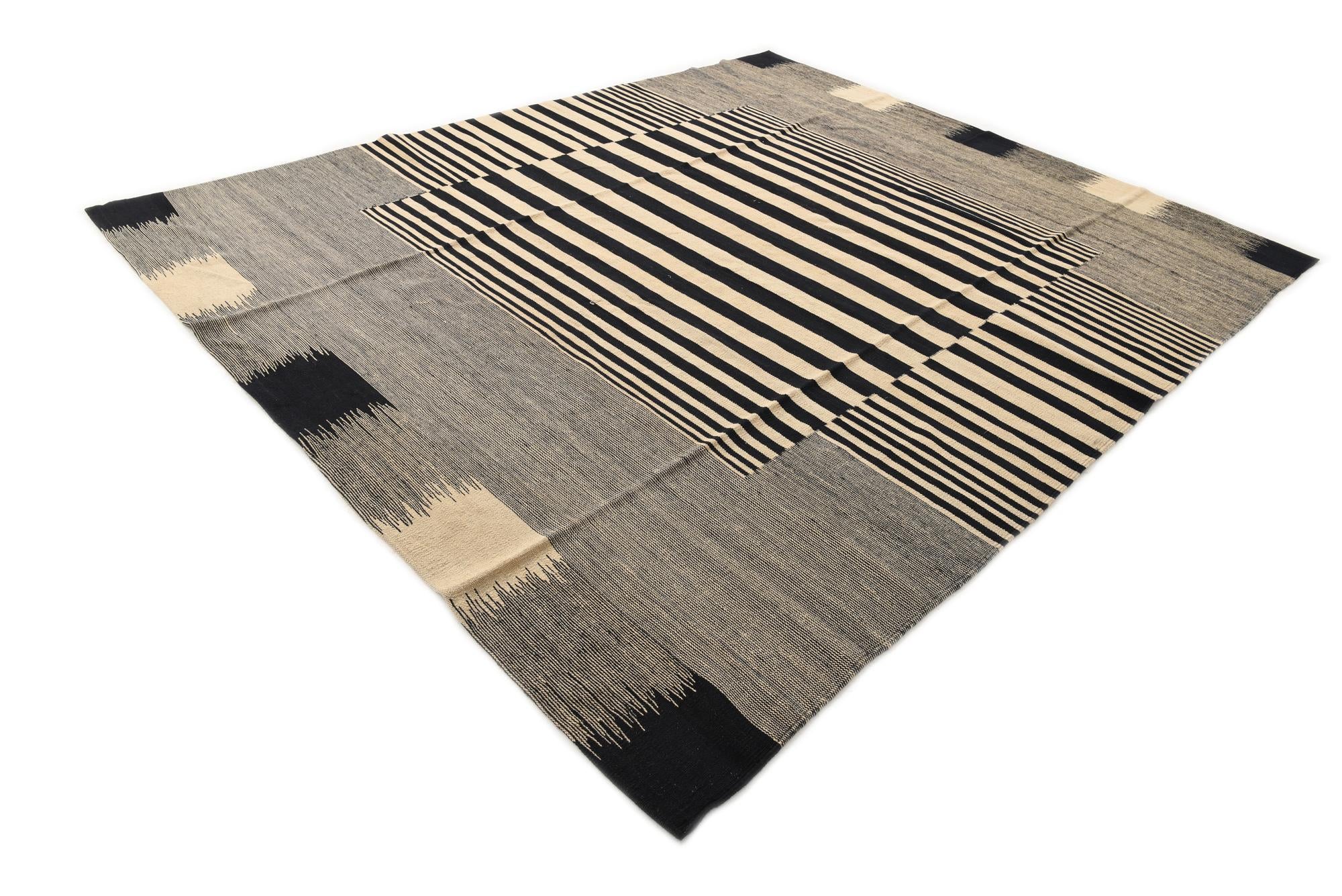 8' 2 x 9' 10 Hand Woven Kilim Modern Wool Rug
