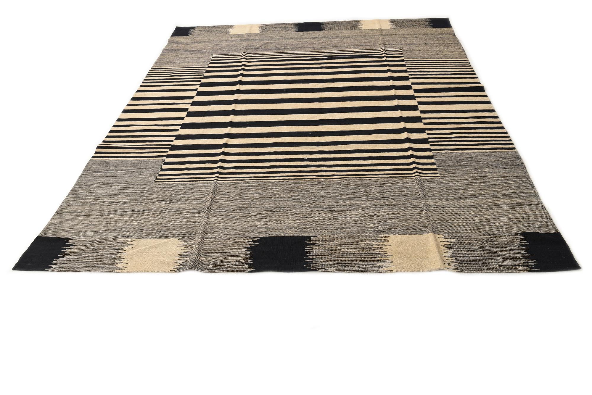 8' 2 x 9' 10 Hand Woven Kilim Modern Wool Rug