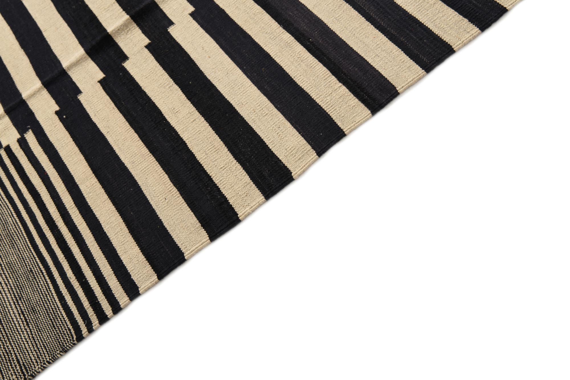 8' 3 x 9' 7 Hand Woven Kilim Modern Wool Rug