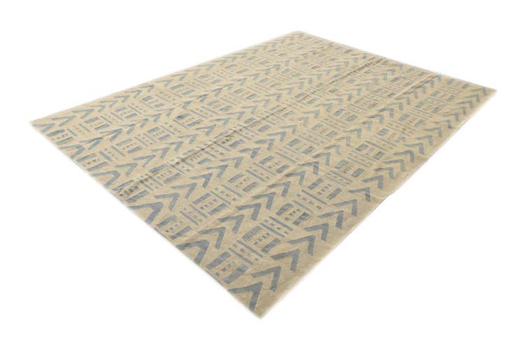 Detail image of 7' x 9' 4 Hand Woven Kilim Modern Wool Rug