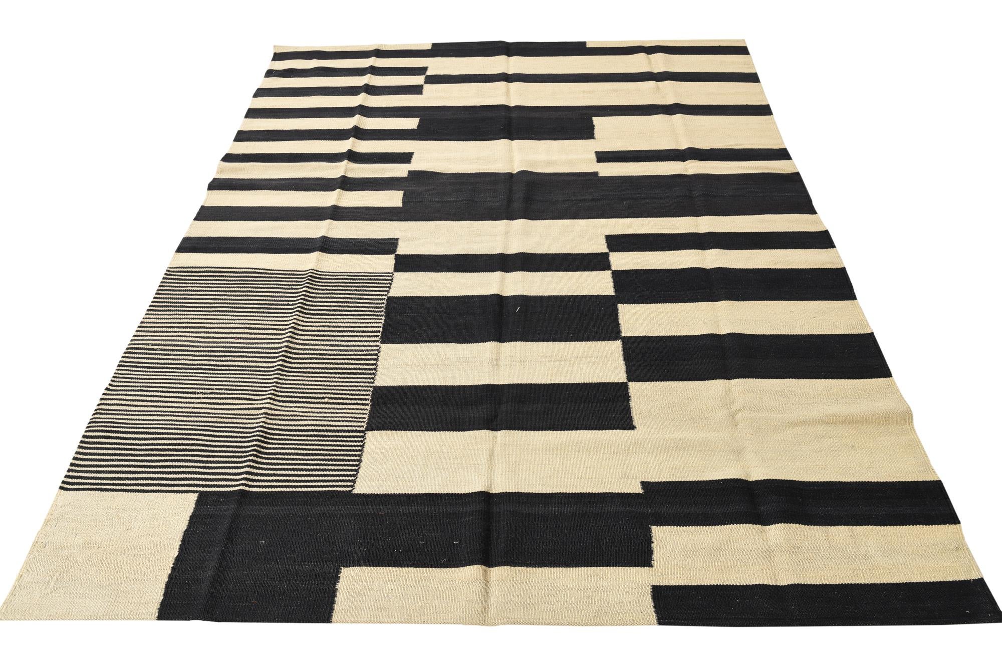 5' 10 x 7' 8 Hand Woven Kilim Modern Wool Rug