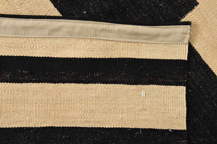 4' x 5' 10 Hand Woven Kilim Modern Wool Rug