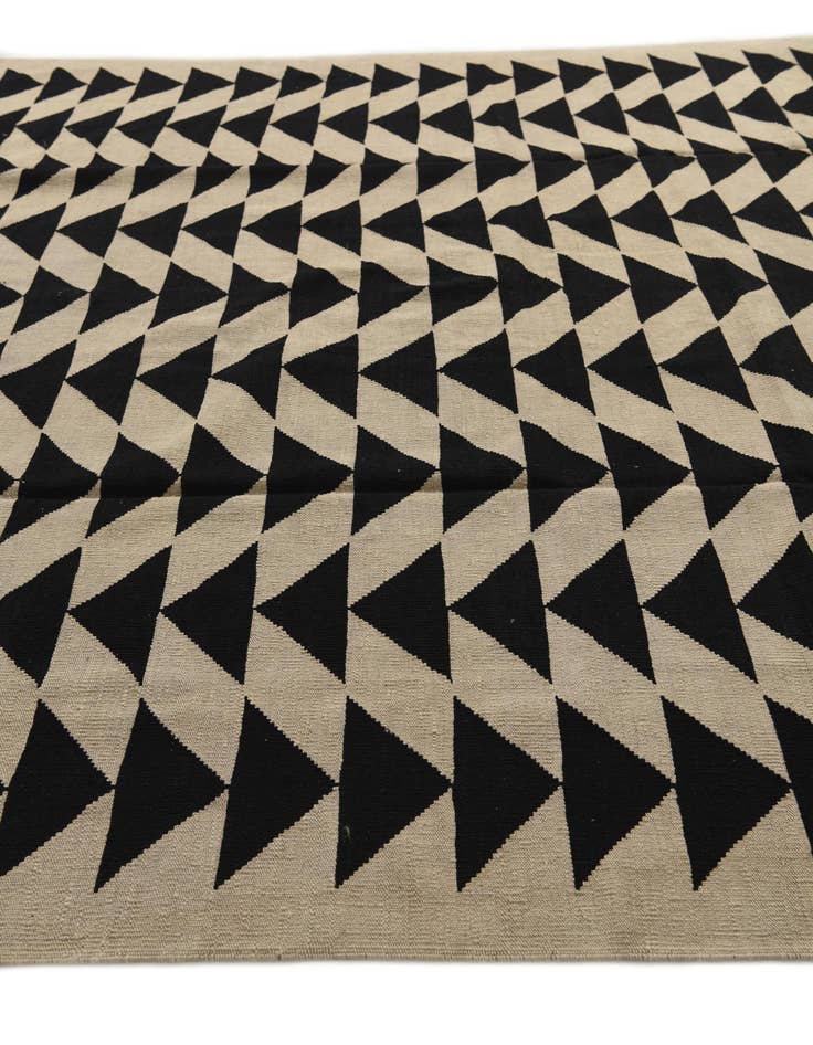 Detail image of 8' 6 x 9' 4  Hand Woven Kilim Modern Wool Rug