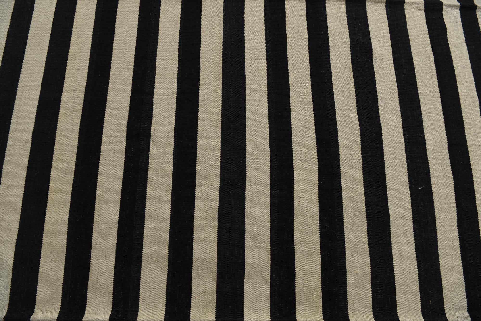 8' 4 x 11' Hand Woven Kilim Modern Wool Rug