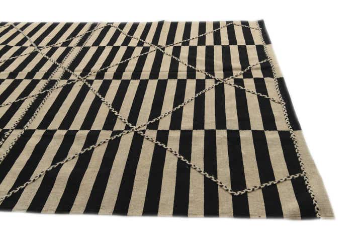 6' 8 x 9' 10 Hand Woven Kilim Modern Wool Rug