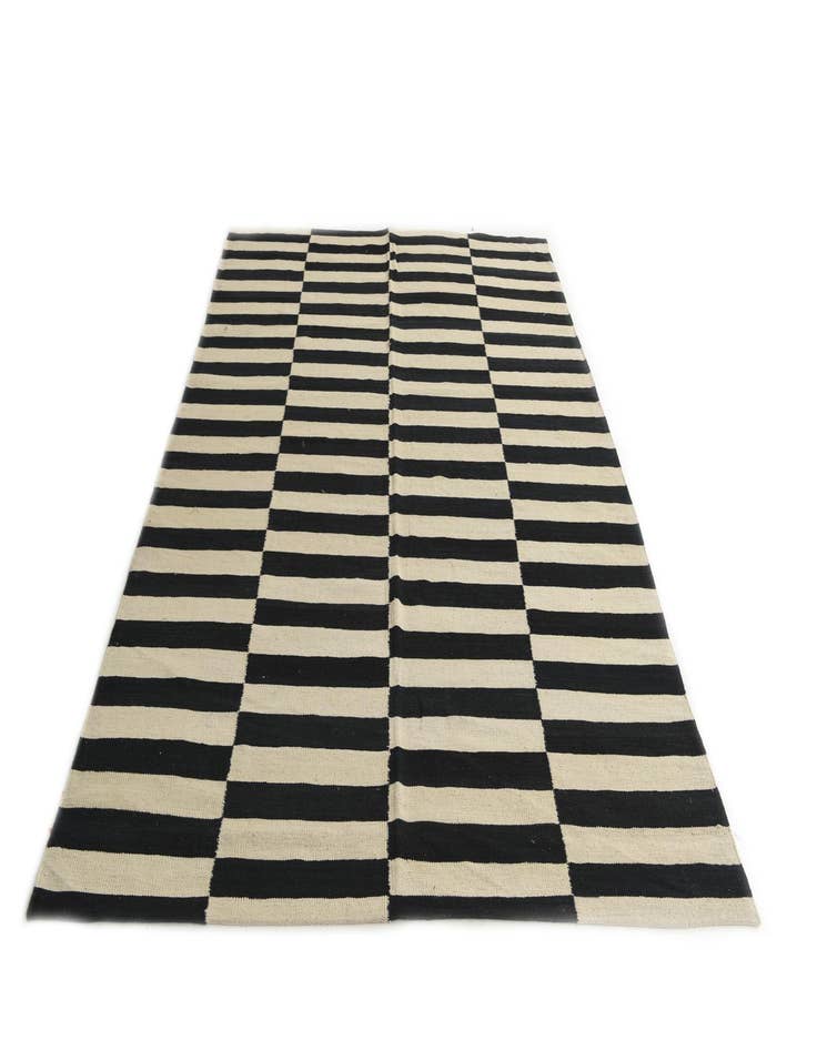 Detail image of 5' 7 x 7' 10  Hand Woven Kilim Modern Wool Rug