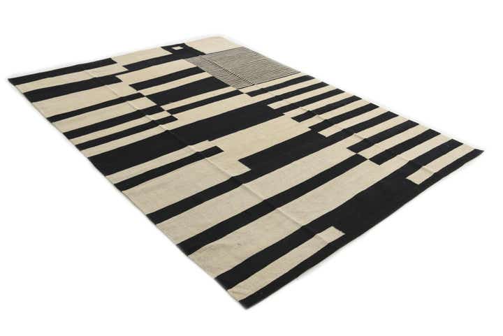 5' 7 x 7' 9 Hand Woven Kilim Modern Wool Rug