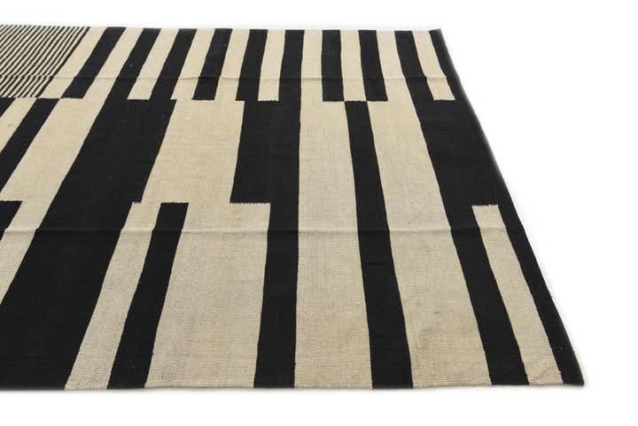5' 7 x 7' 9 Hand Woven Kilim Modern Wool Rug