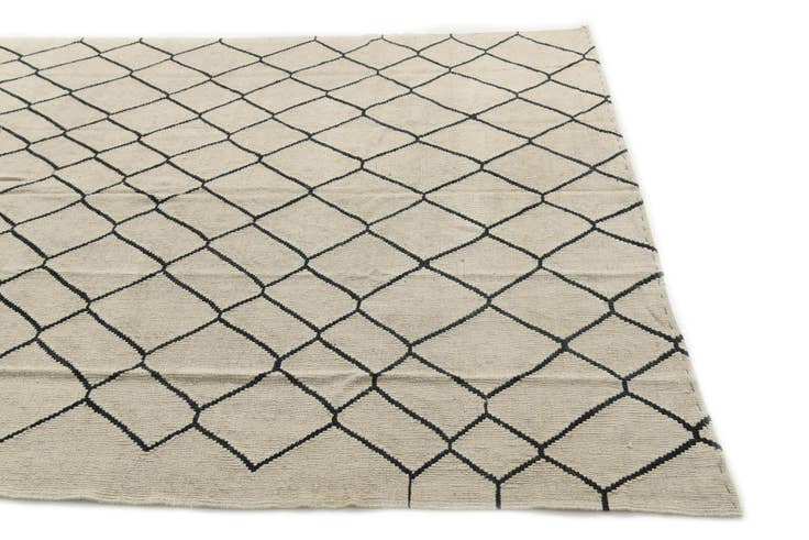 Detail image of 6' x 7' 3 Hand Woven Kilim Modern Wool Rug