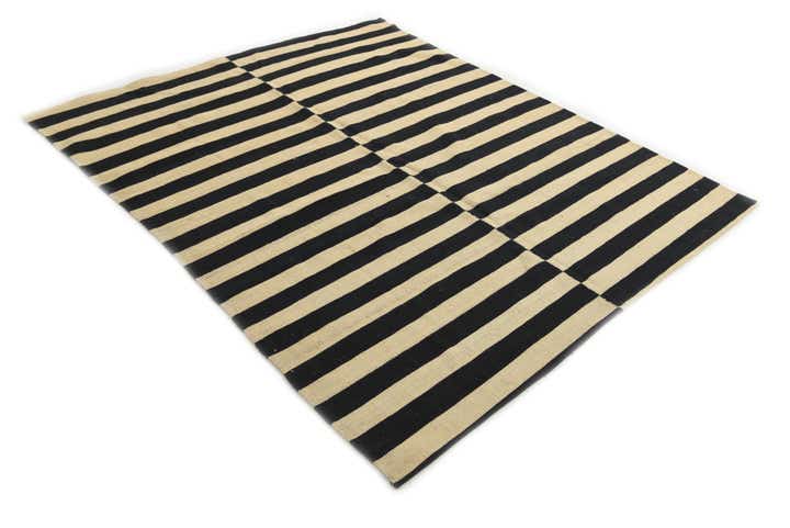 5' 2 x 6' 2 Hand Woven Kilim Modern Wool Rug