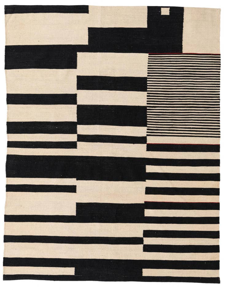 Detail image of 4' 10 x 6' 5 Hand Woven Kilim Modern Wool Rug
