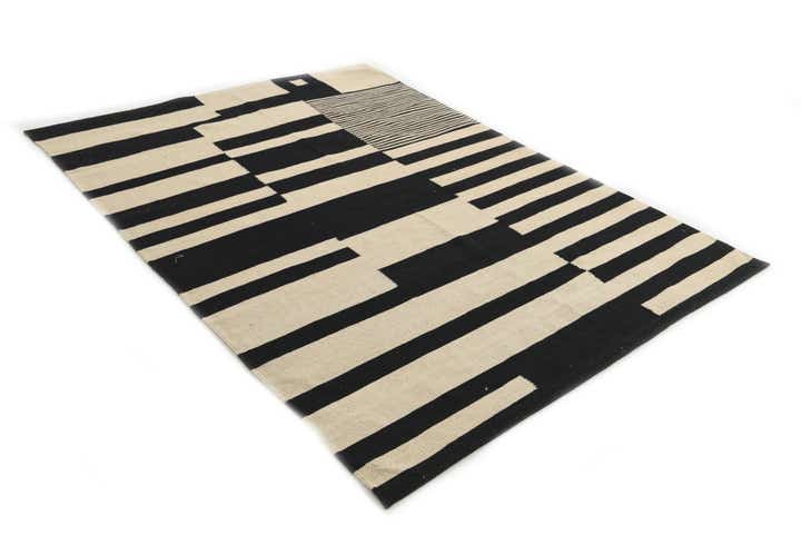 5' x 6' 9 Hand Woven Kilim Modern Wool Rug