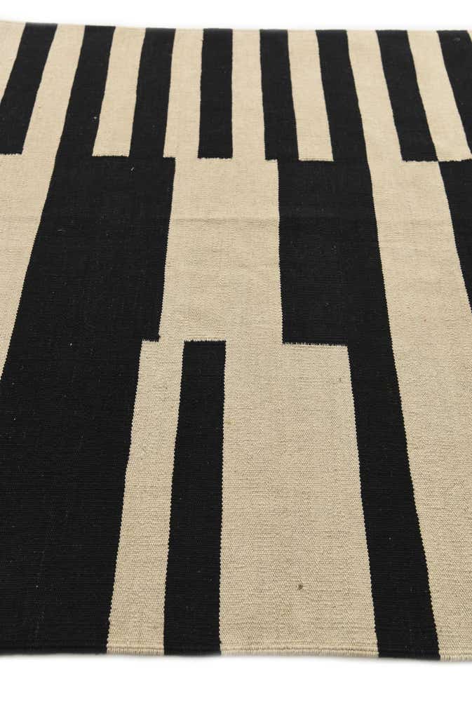 5' x 6' 9 Hand Woven Kilim Modern Wool Rug