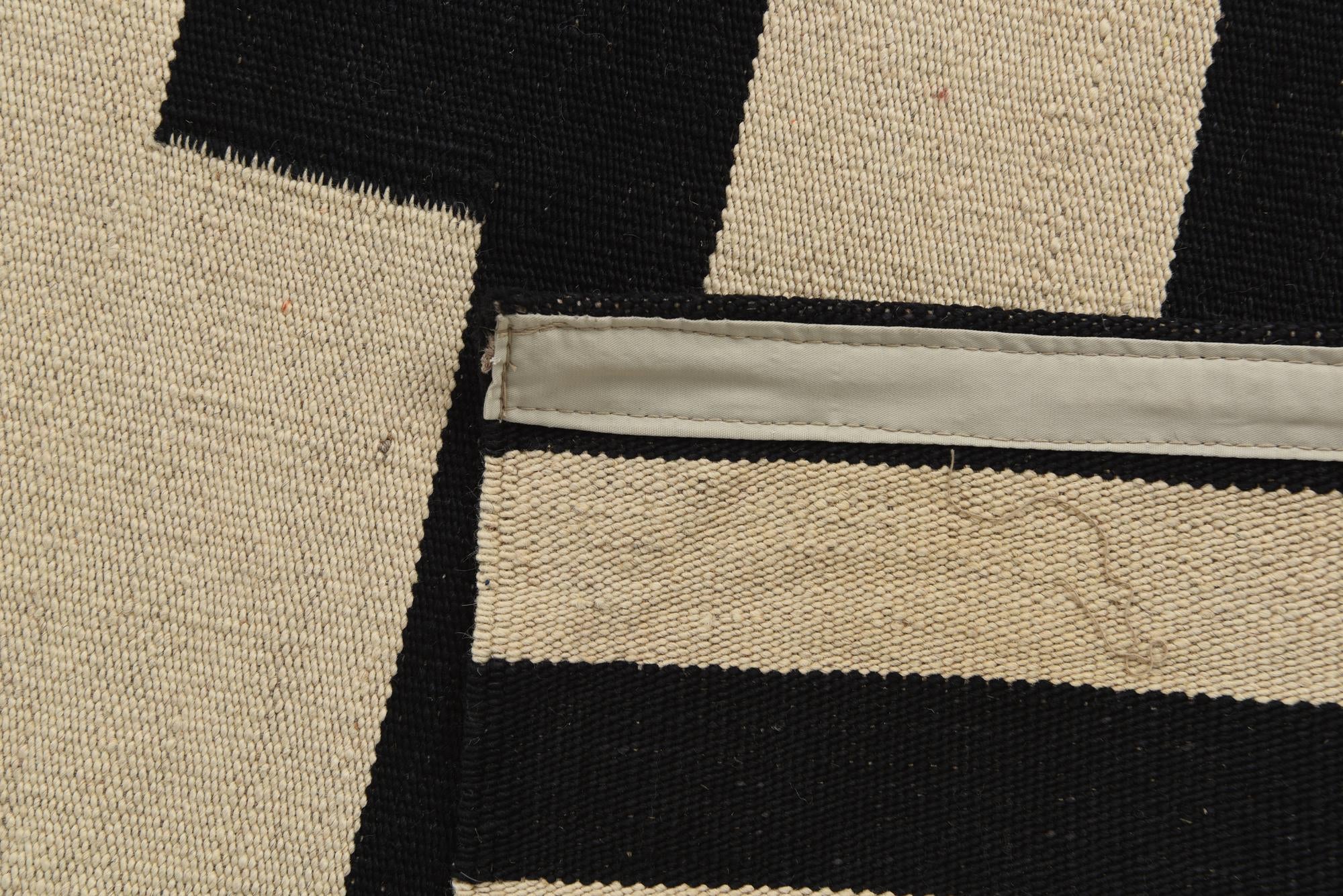 5' x 6' 9 Hand Woven Kilim Modern Wool Rug