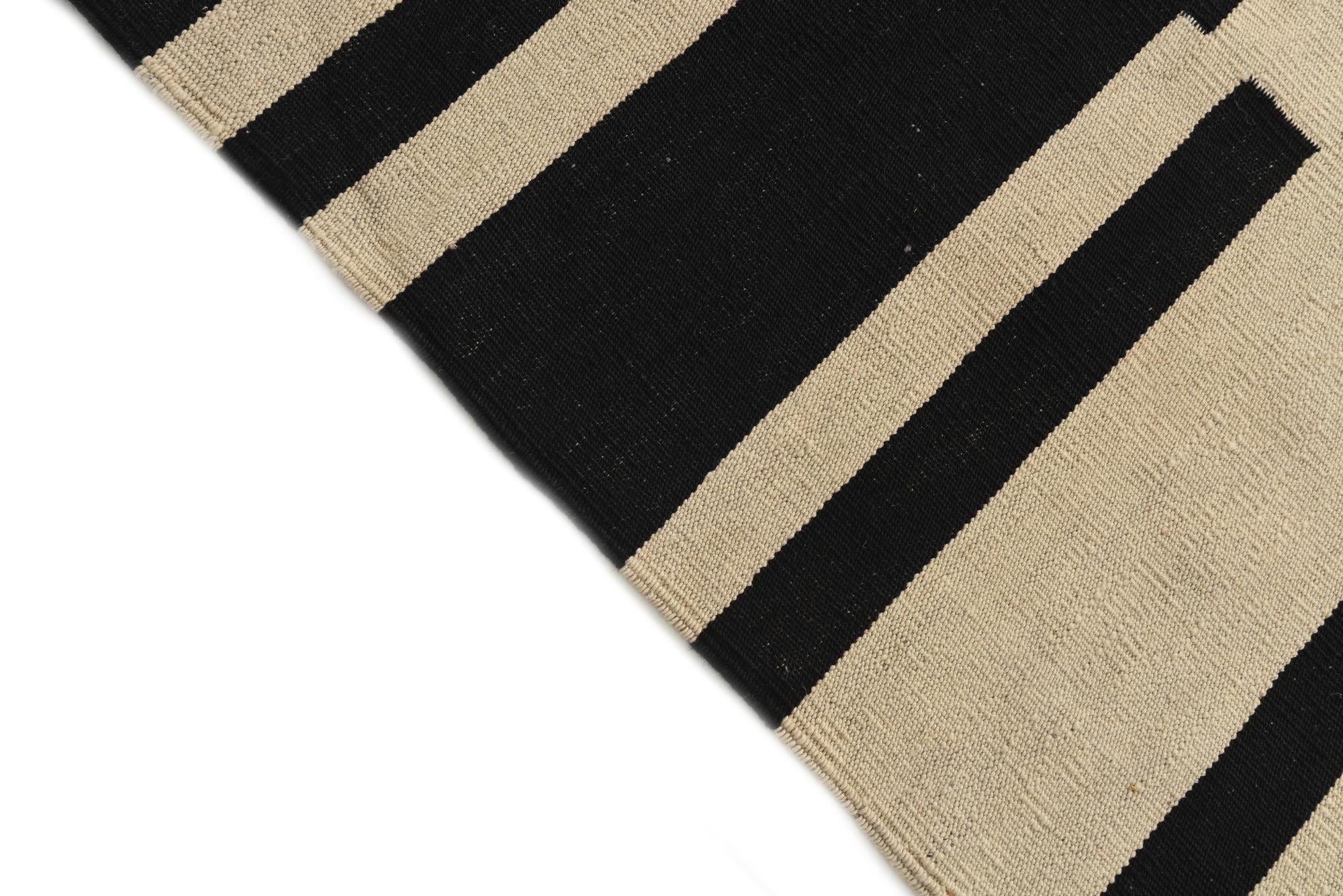 4' 7 x 6' 6 Hand Woven Kilim Modern Wool Rug