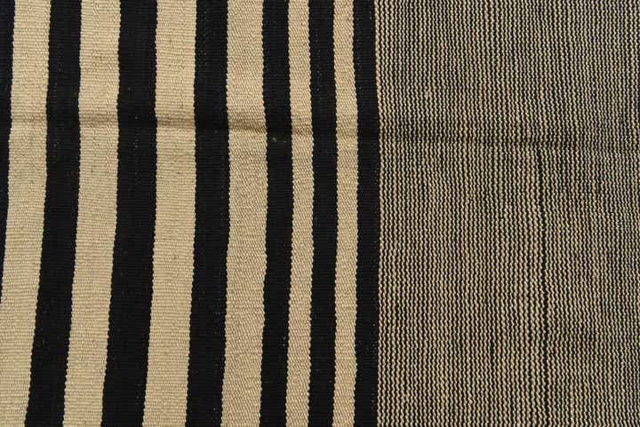 5' 6 x 8' Hand Woven Kilim Modern Wool Rug