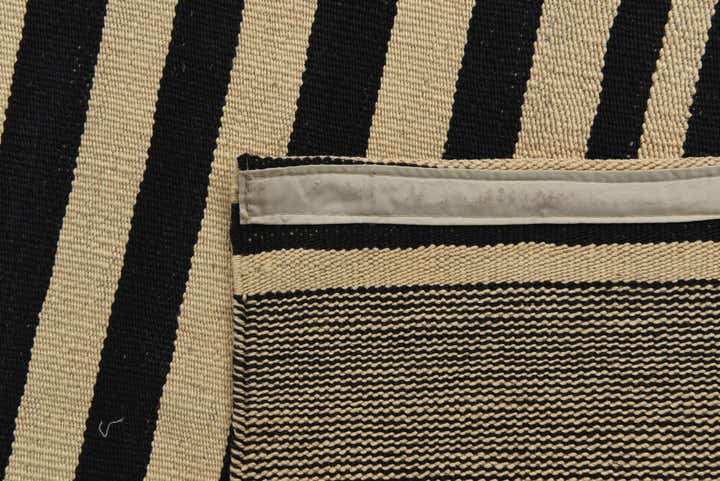 5' 6 x 8' Hand Woven Kilim Modern Wool Rug