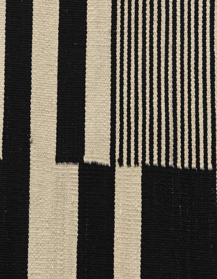 Detail image of 5' 1 x 6' 9  Hand Woven Kilim Modern Wool Rug
