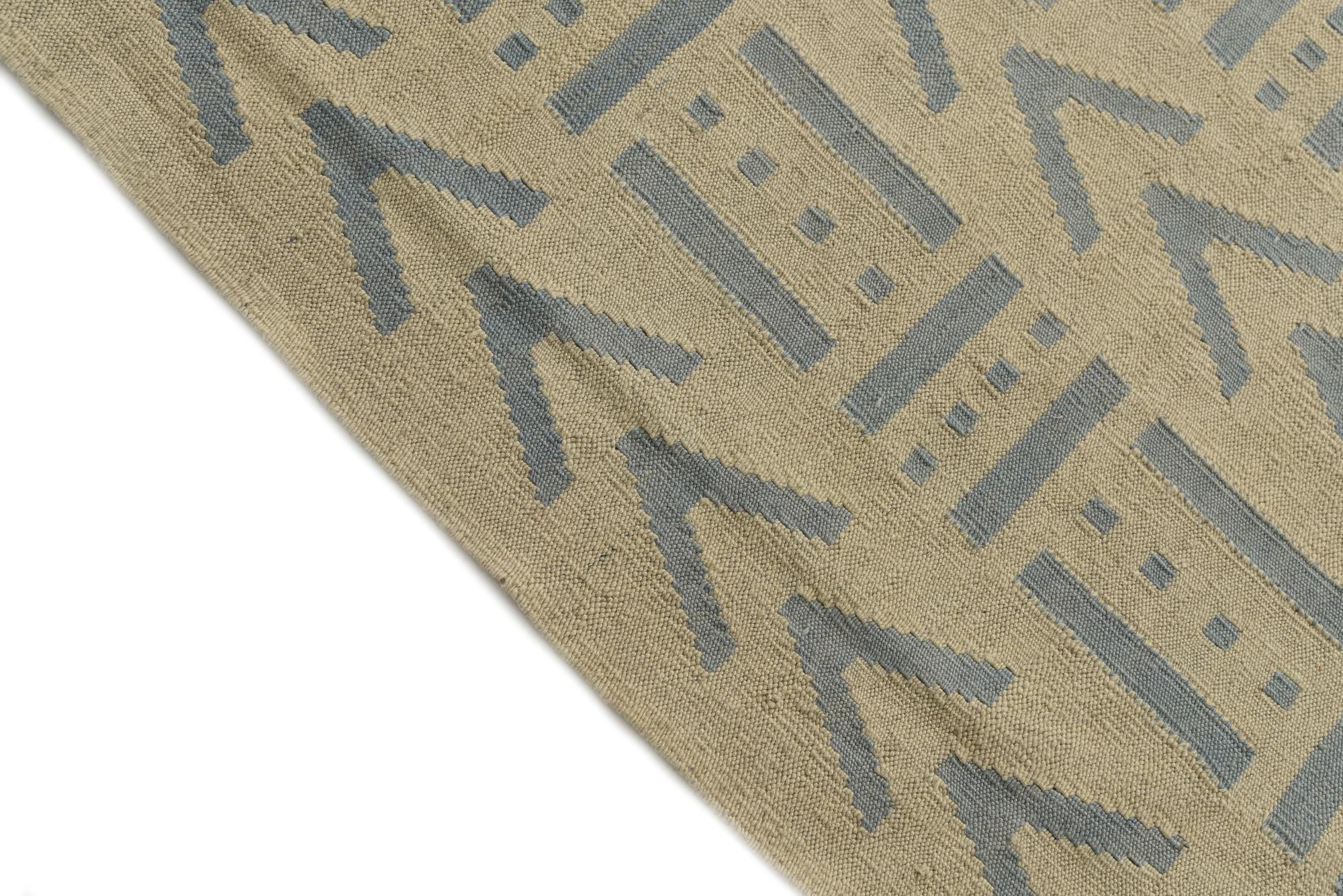 5' x 6' 6 Hand Woven Kilim Modern Wool Rug
