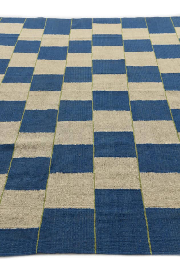 Detail image of 6' 4 x 7' 2 Hand Woven Kilim Modern Wool Rug