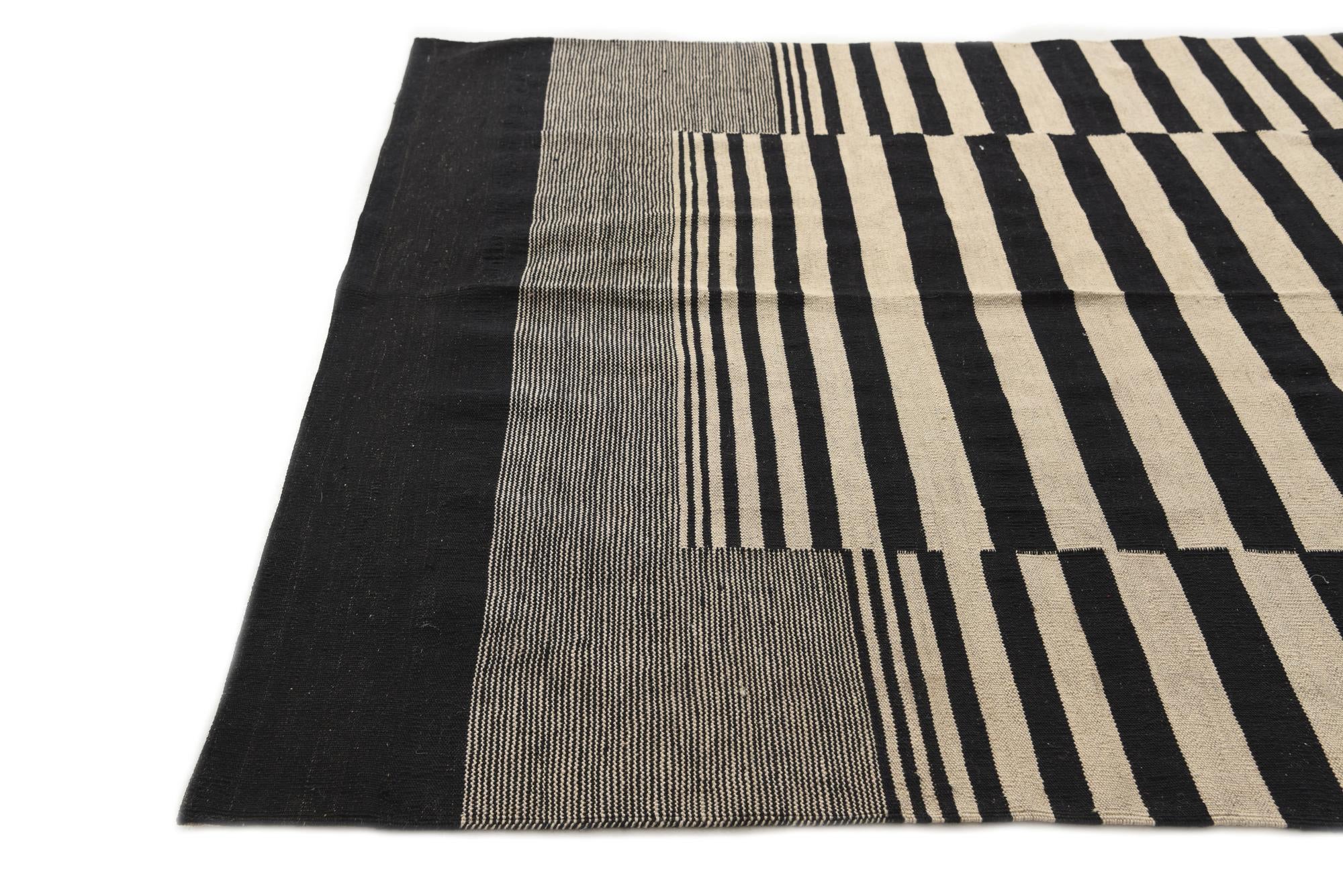 5' 8 x 7' 9 Hand Woven Kilim Modern Wool Rug