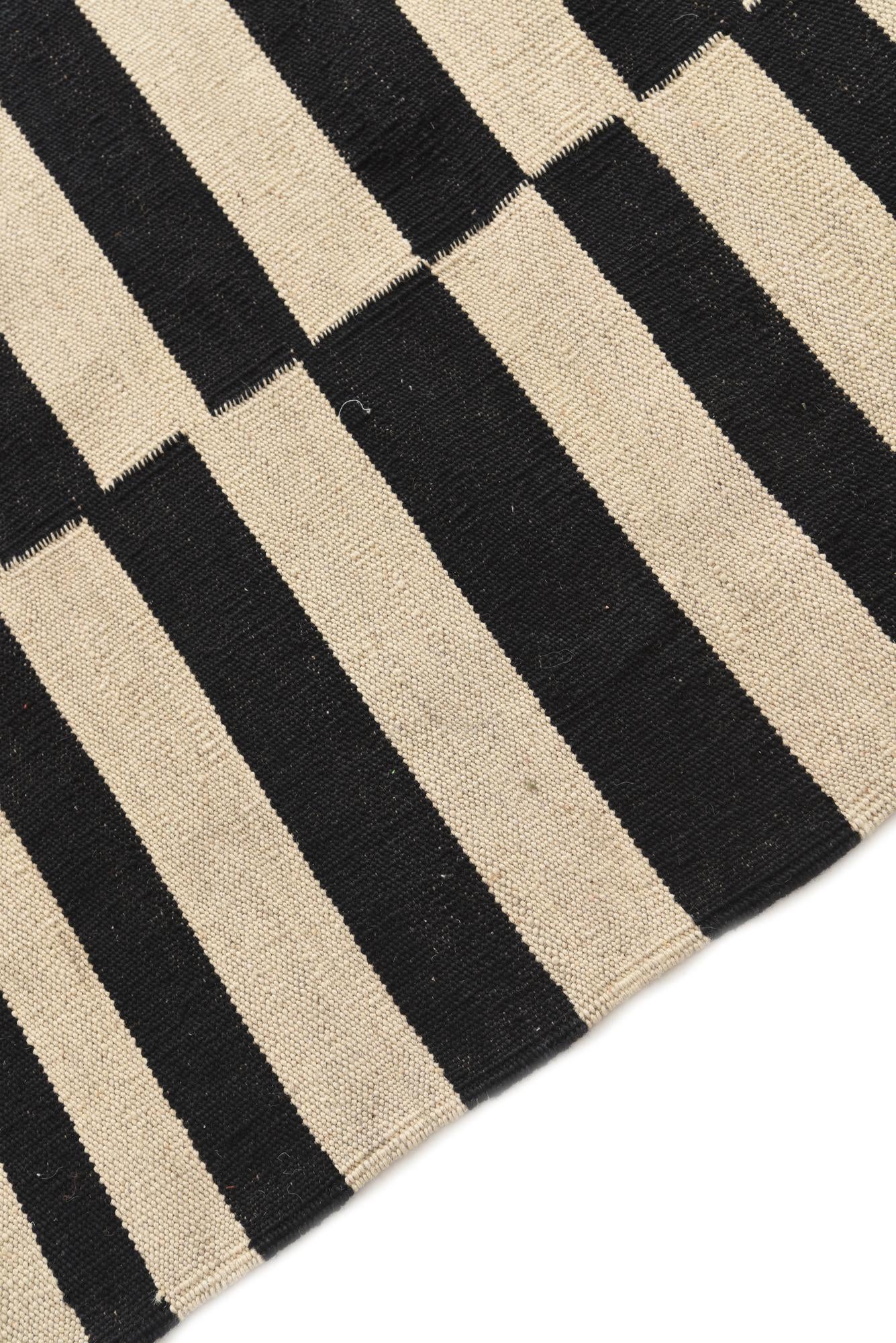 5' 8 x 7' 9 Hand Woven Kilim Modern Wool Rug