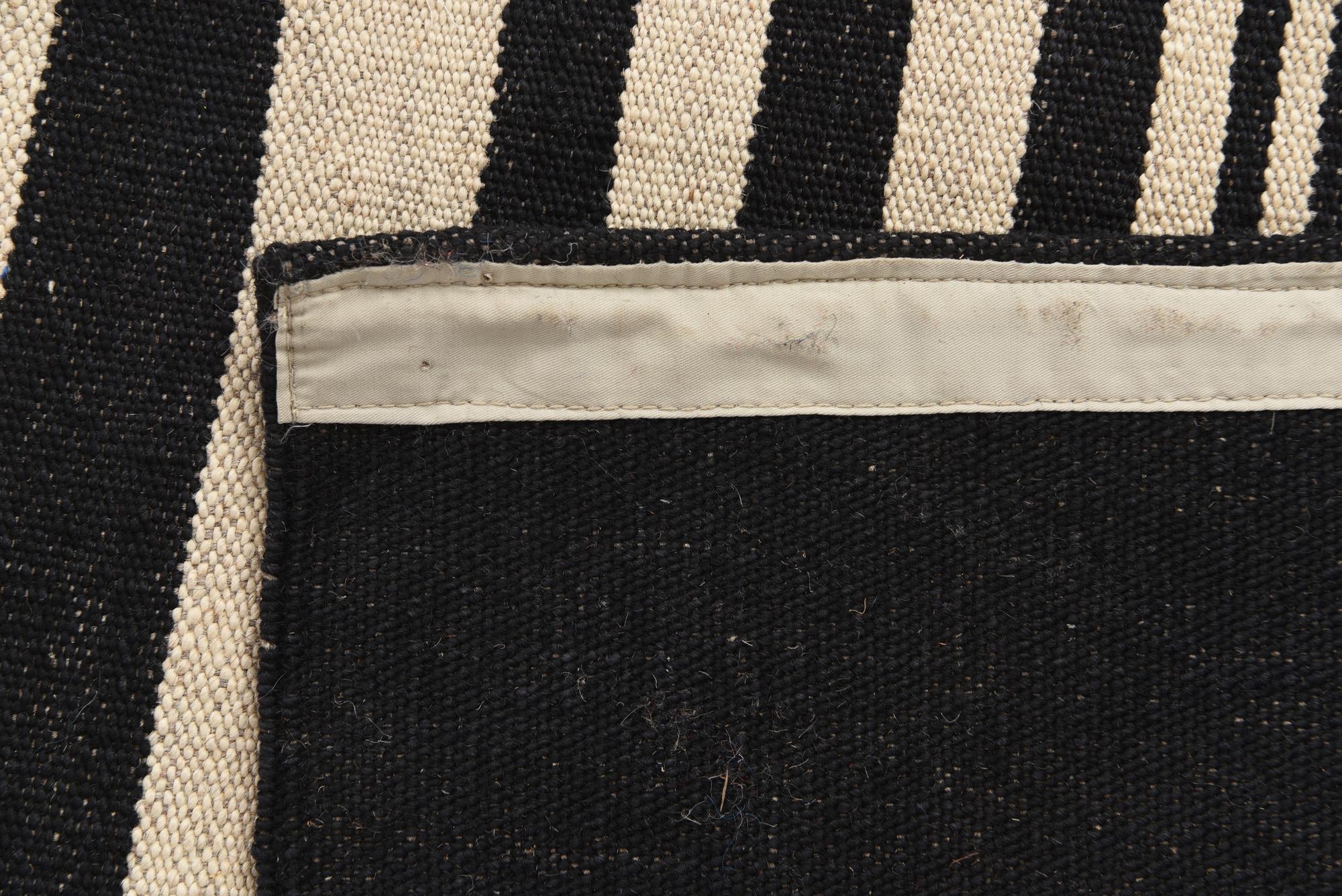 5' 8 x 7' 9 Hand Woven Kilim Modern Wool Rug