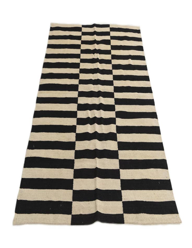 Detail image of 4' 2 x 5' 10  Hand Woven Kilim Modern Wool Rug