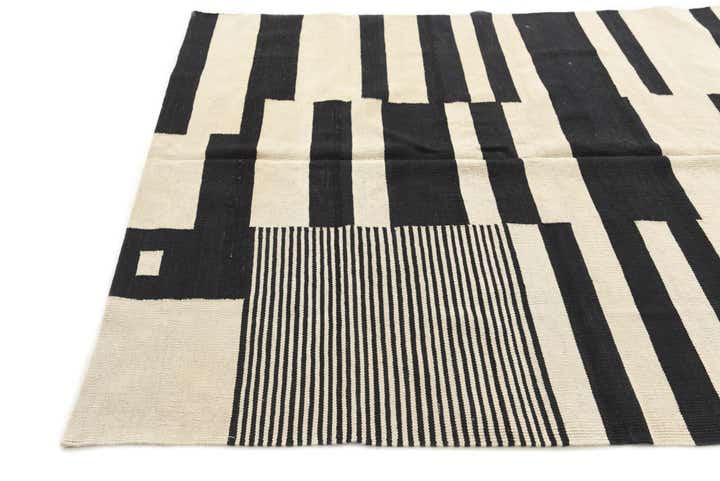 5' 1 x 6' 9 Hand Woven Kilim Modern Wool Rug